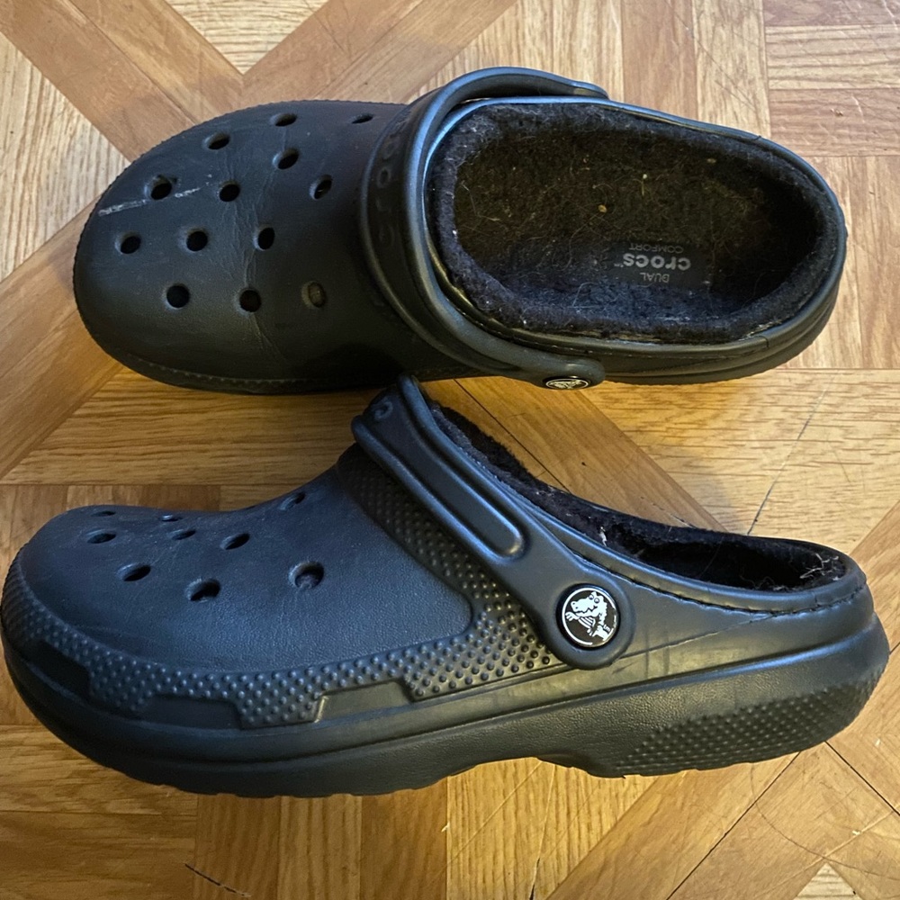 Black fur croc
